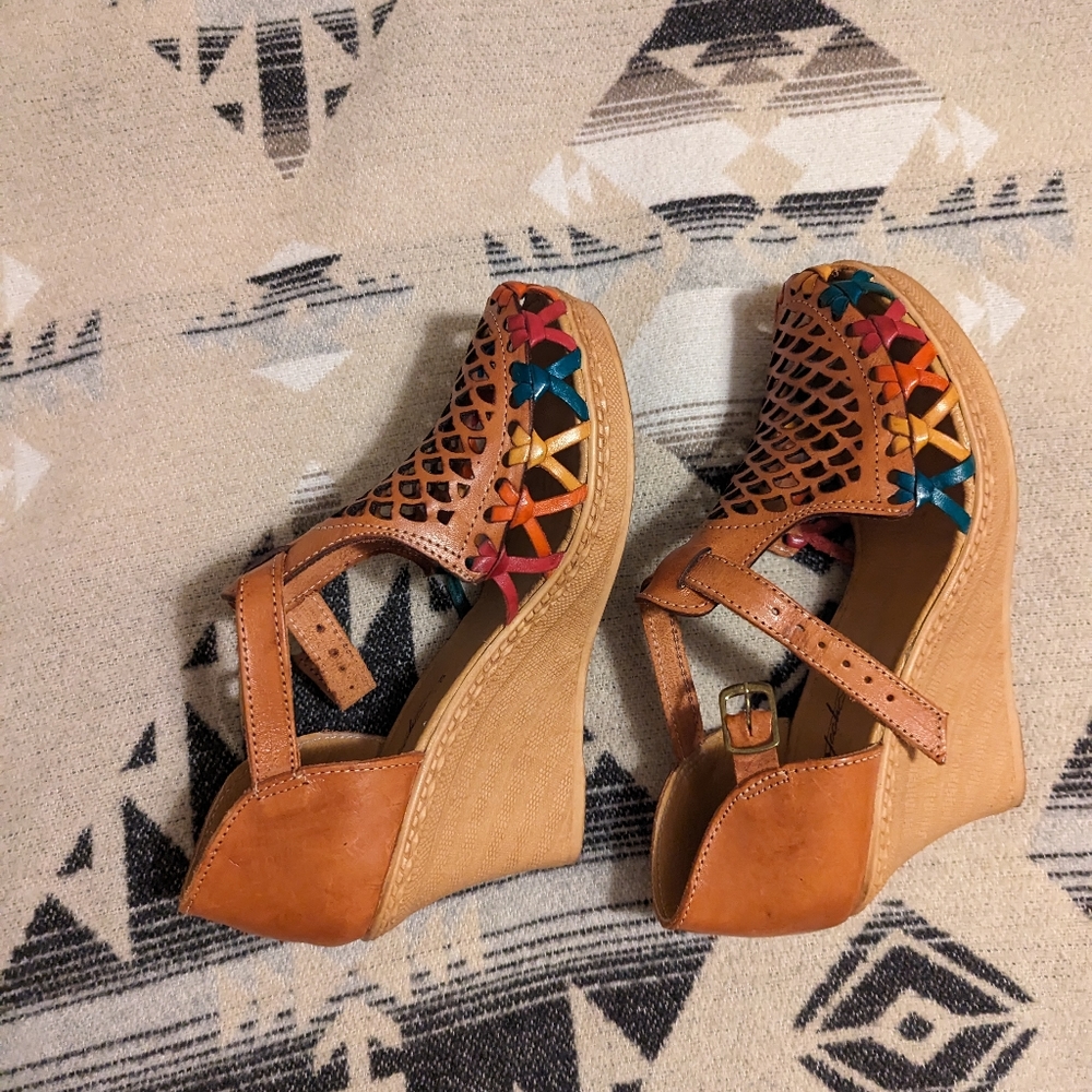 Women's wedge heels size 9.5 leather